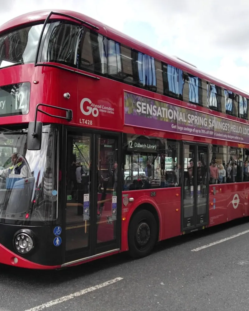 Transports en commun : guide complet pour mieux s'y retrouver